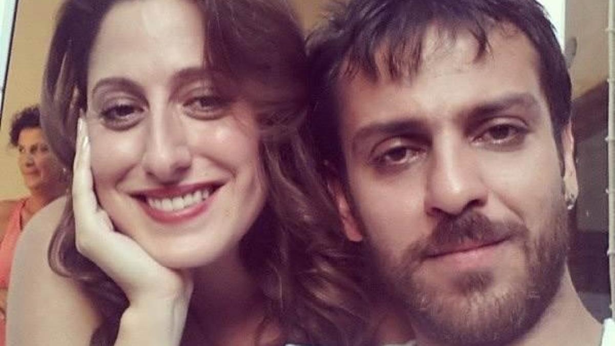 Ünlü oyuncu Demet Büyükkol soyadını değiştirdi