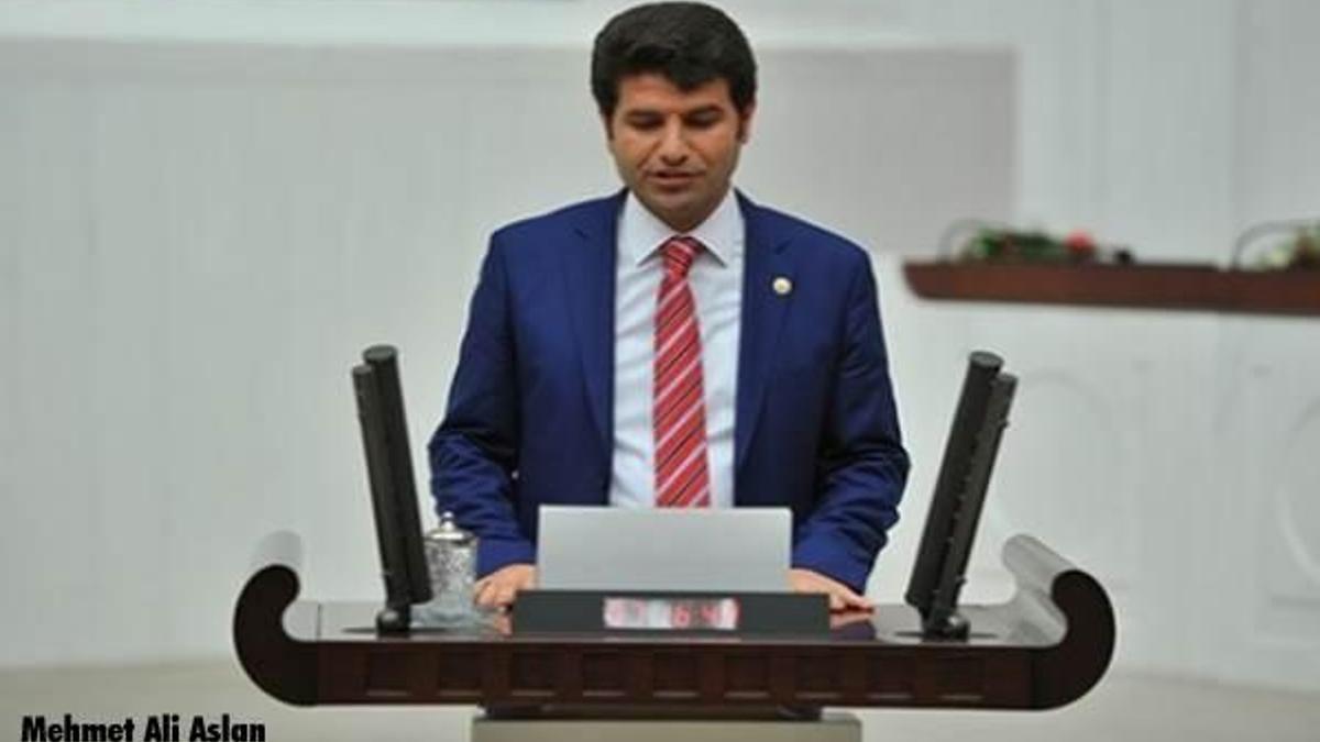 PKK'nın Sur sorumlusunun cenazesine 2 HDP'li vekil katıldı