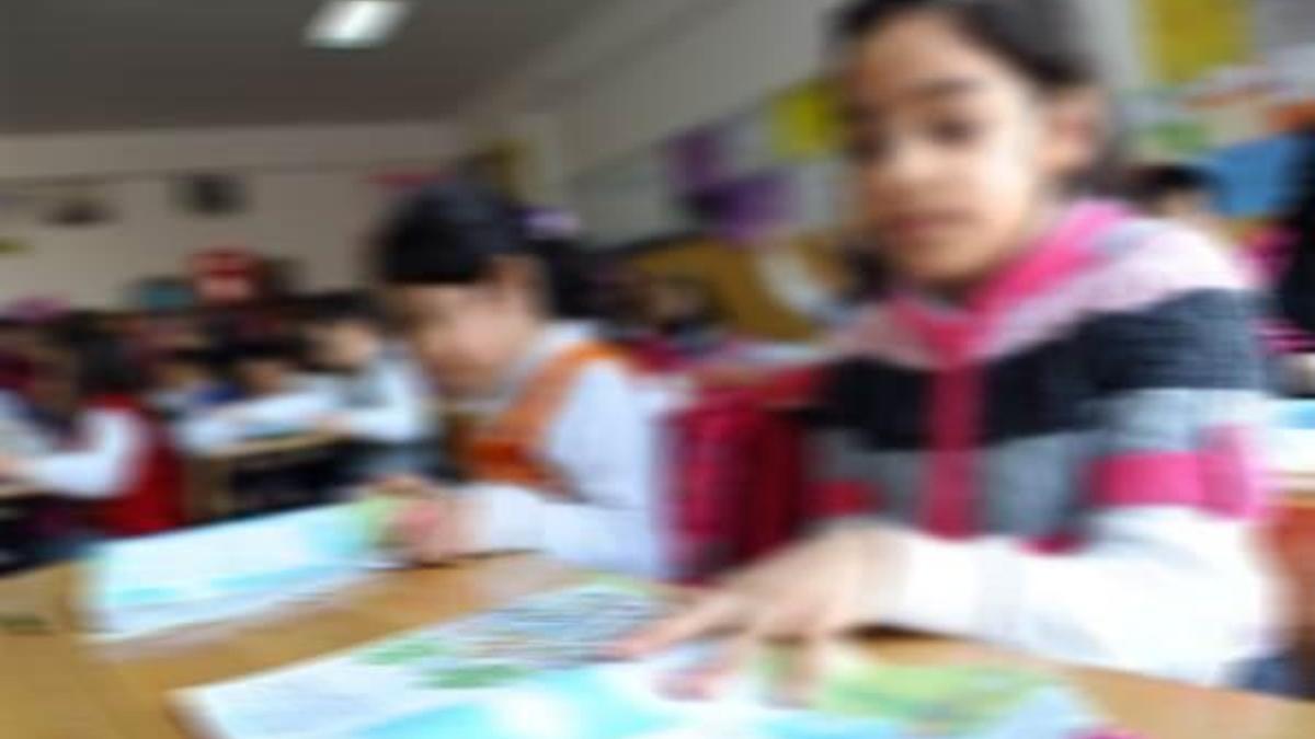 Mahkeme zorunlu din dersini iptal etti