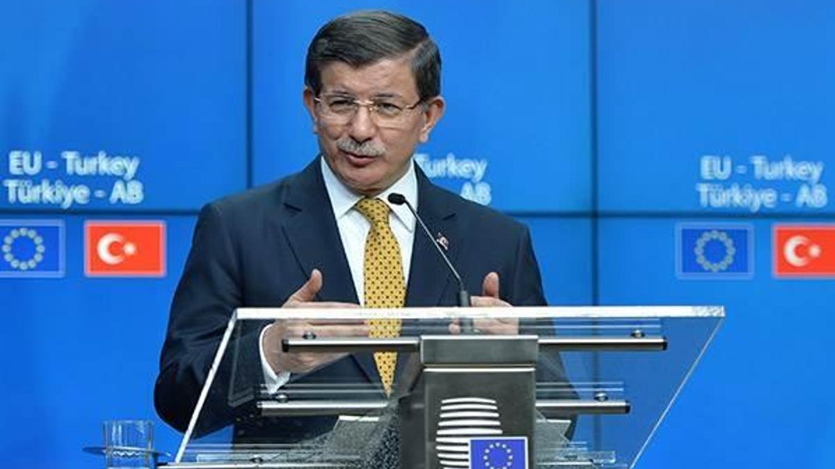 Başbakan Davutoğlu'ndan PKK çadırı sitemi