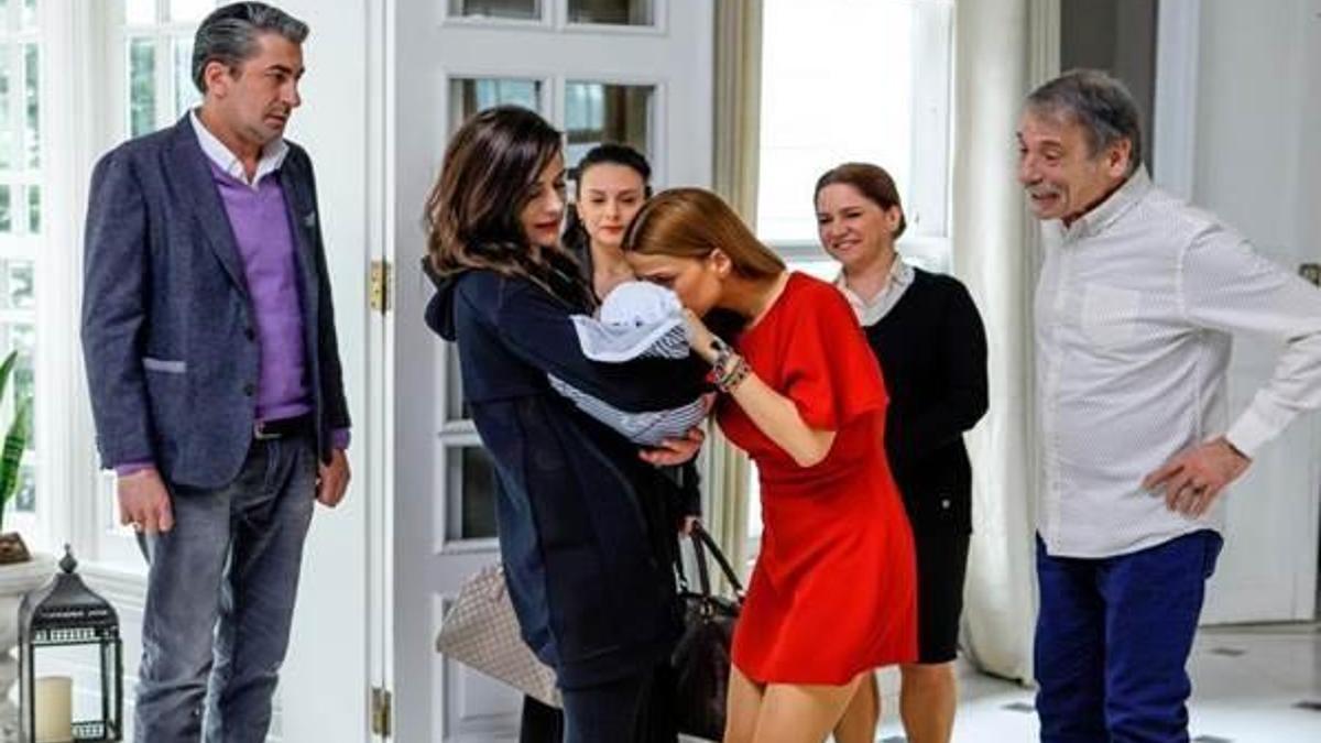 Paramparça 58.bölüm fragmanında heyecan tırmanıyor!