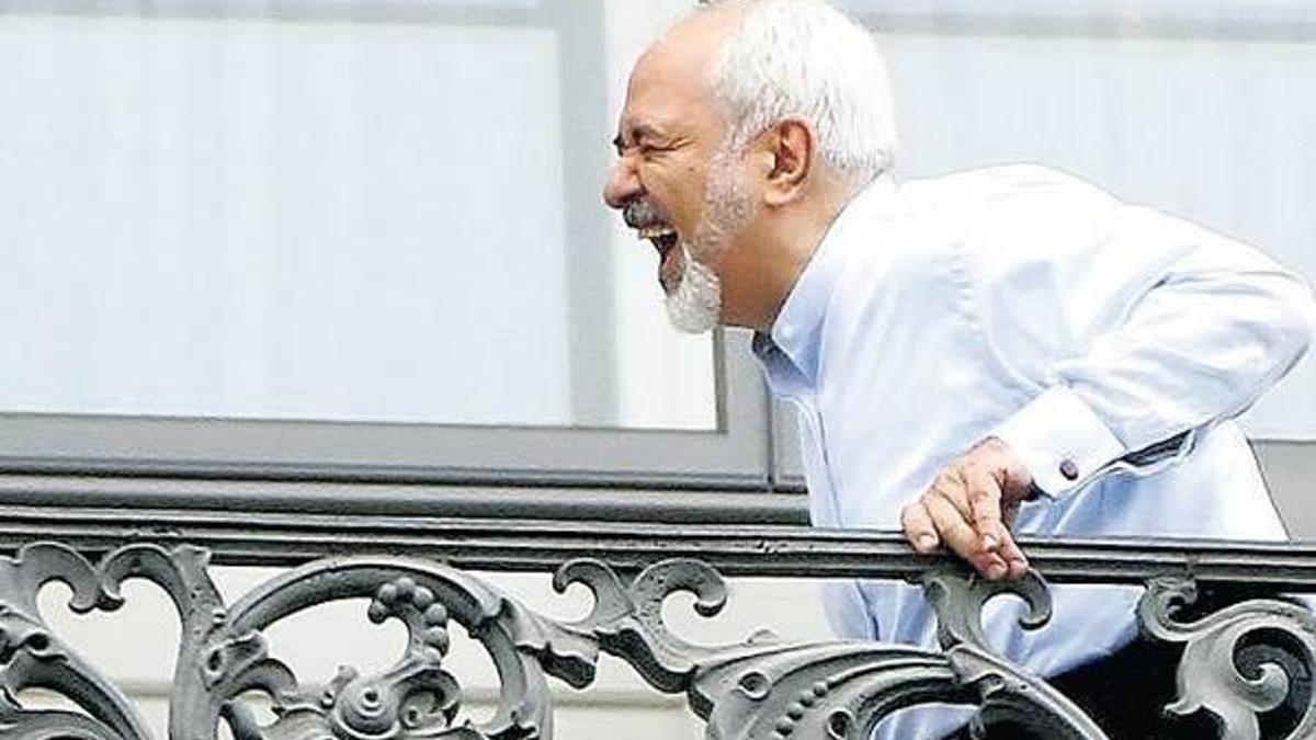 Zarif’ten Kerry için karikatür savunması