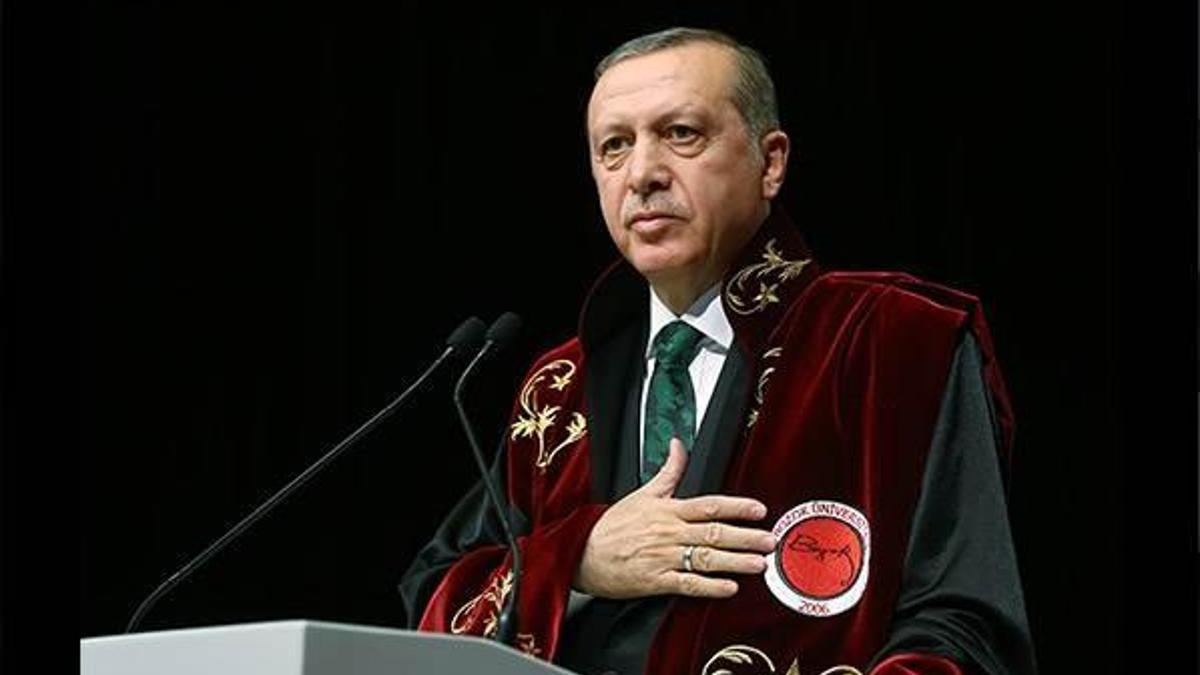 Cumhurbaşkanı Erdoğan'a fahri doktora takdim töreni
