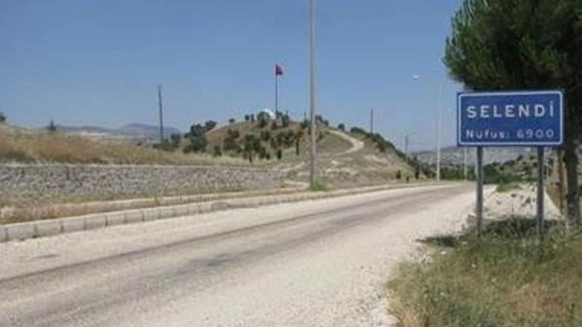 Selendi'ye sıcak asfalt