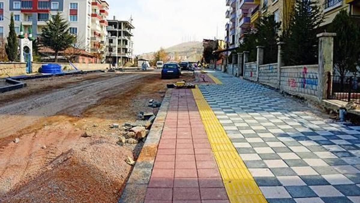 Eşref Bitlis Caddesi yenileniyor