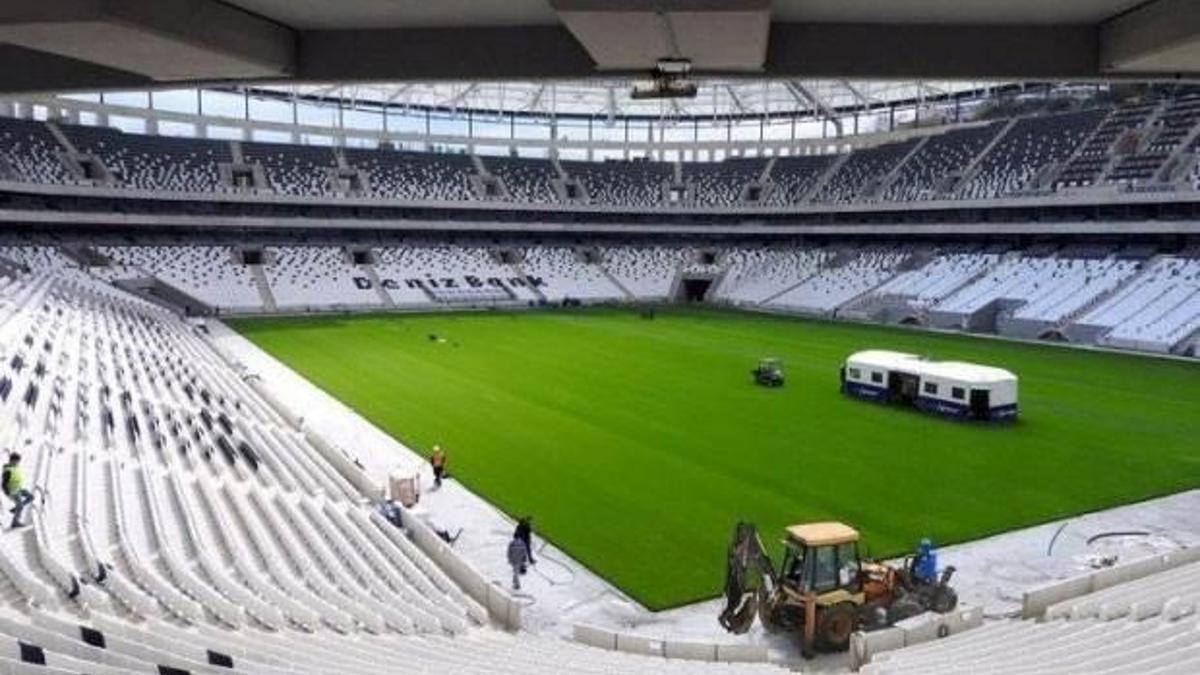 Vodafone Arena'da bu slogan yazacak