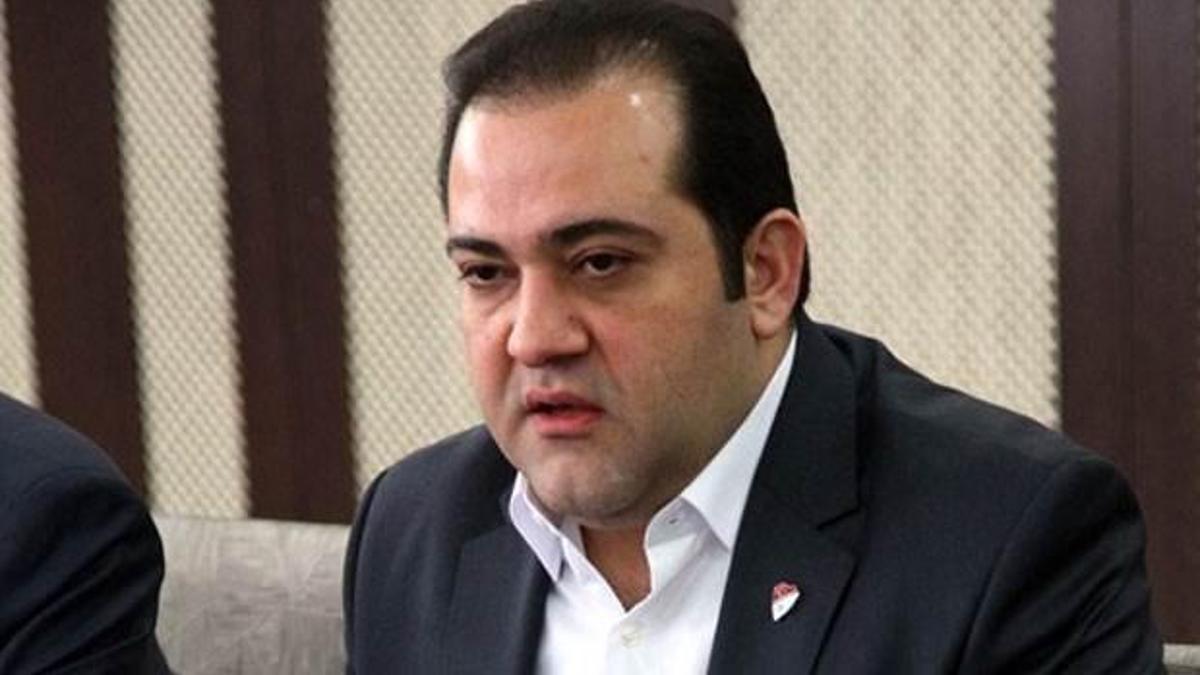 İsyan edip istifa etti