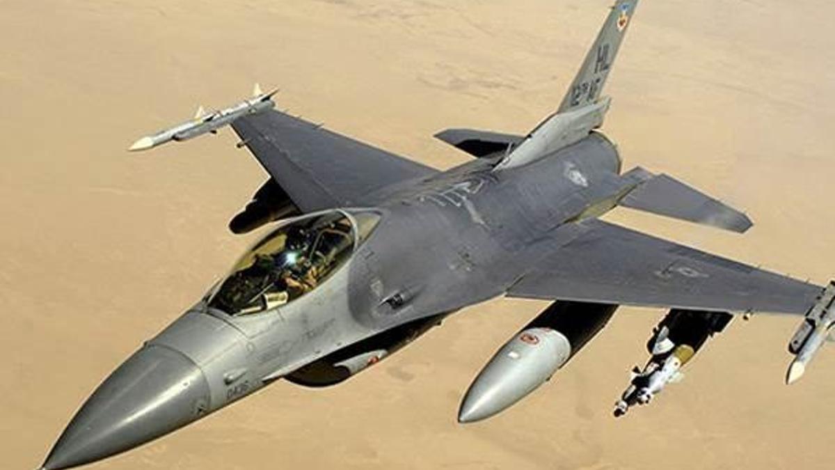 ABD Hava Kuvvetlerine ait F-16 savaş uçağı düştü