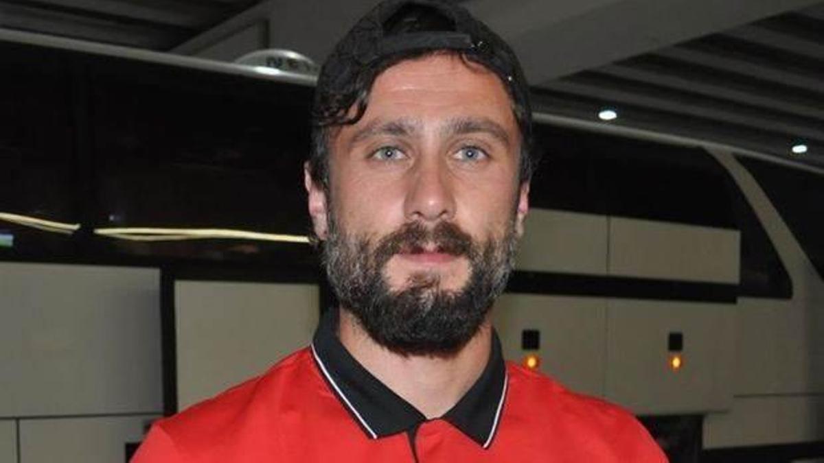 Karşıyaka'da Çağlar Birinci kadro dışı