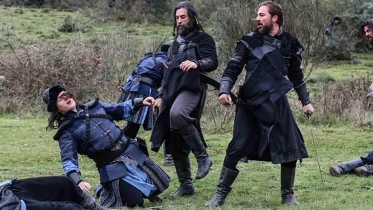 Diriliş Ertuğrul 52.bölüm fragmanında şok kapışma - İzle