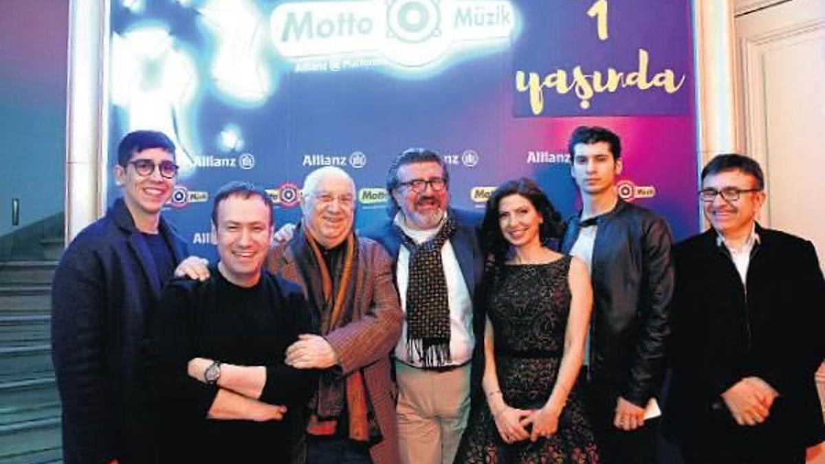 1 yılda 25 yıllık izlendi