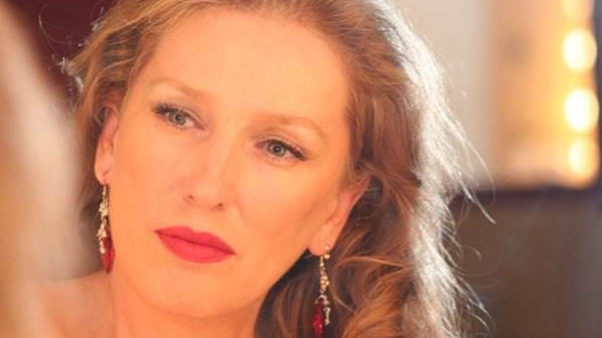 Suzan Kardeş kimdir?