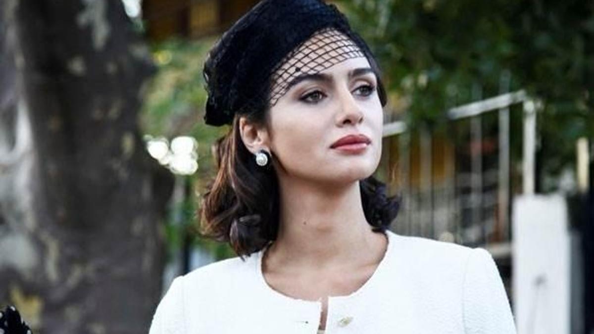 Birce Akalay kimdir?