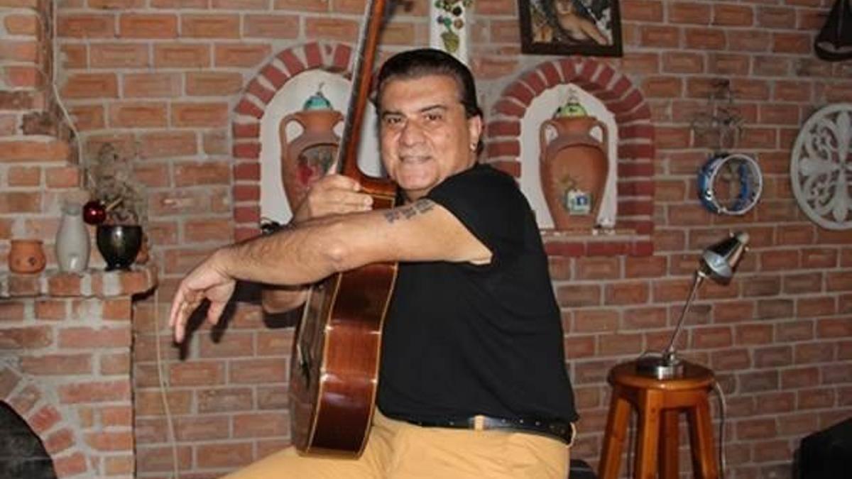Ünlü şarkıcı Aydın Tansel hayatını kaybetti