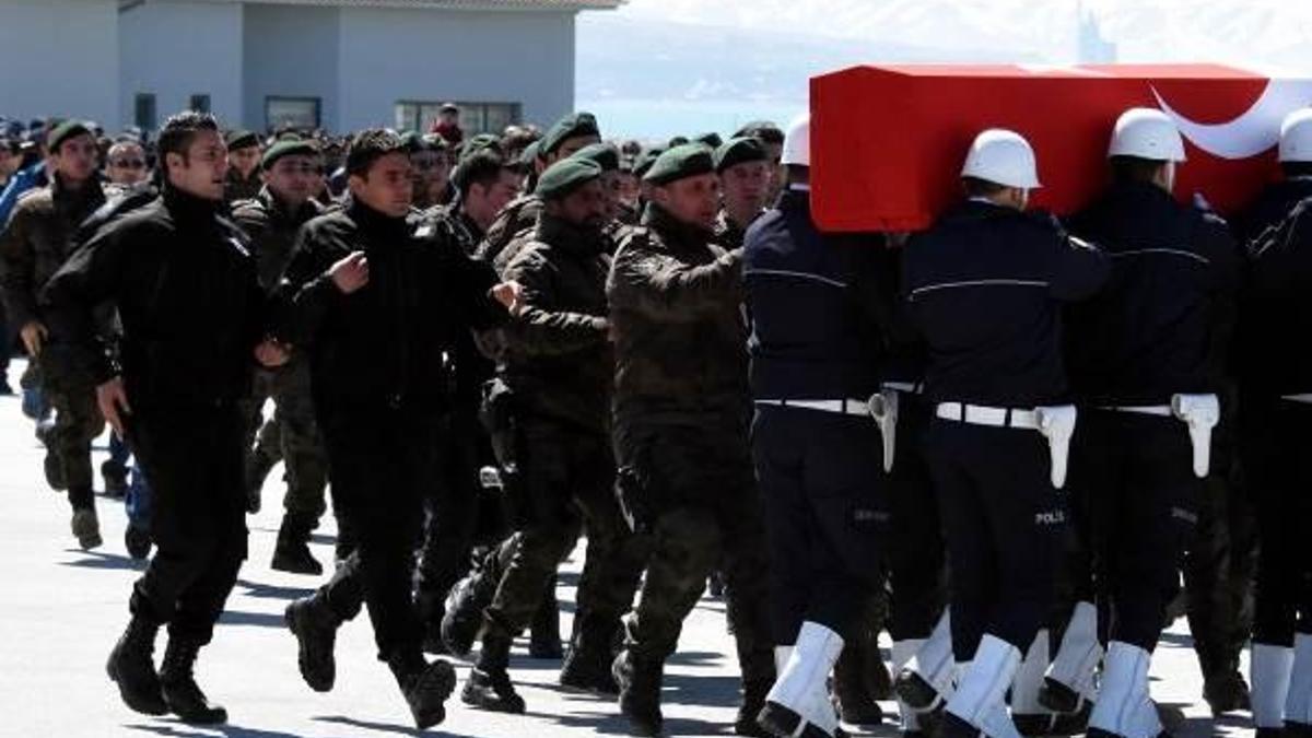 Şehit Sezgin için tören düzenlendi