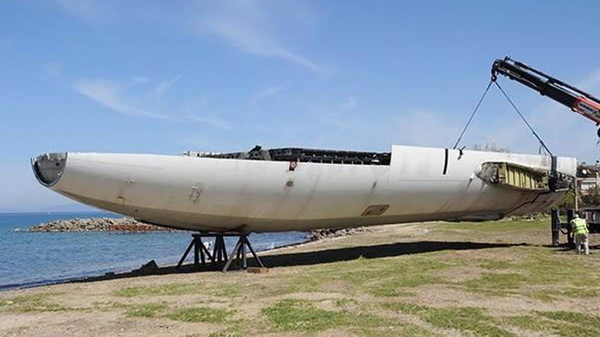 Dev uçak, dalış turizmi için Kuşadası açıklarında batırılacak