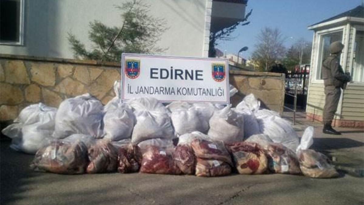 Edirnede 1 ton 310 kilo kaçak et ele geçirildi