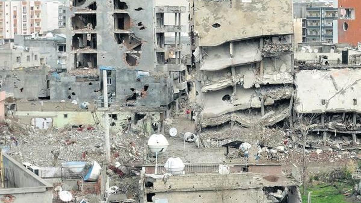 Silopi'de sokağa çıkma yasağı ilan edildi