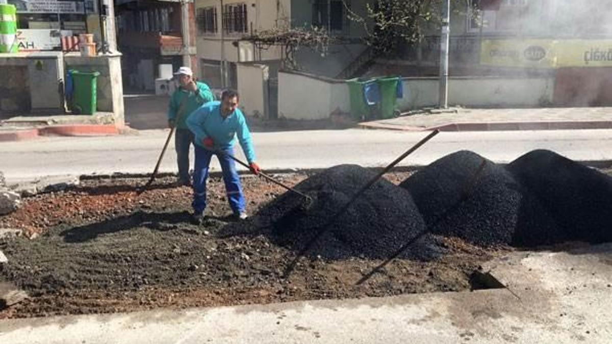Kartepe'de asfalt çalışmaları sürüyor!
