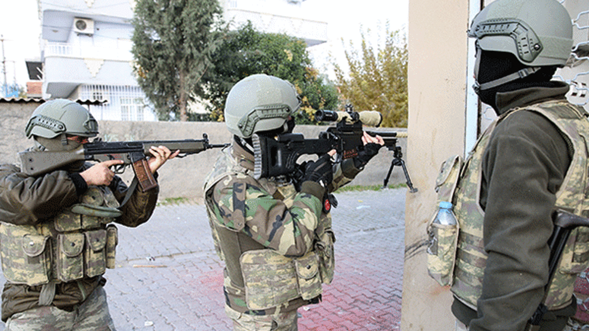 Yerleşim yerleri PKK'lı teröristlerden arındırılıyor