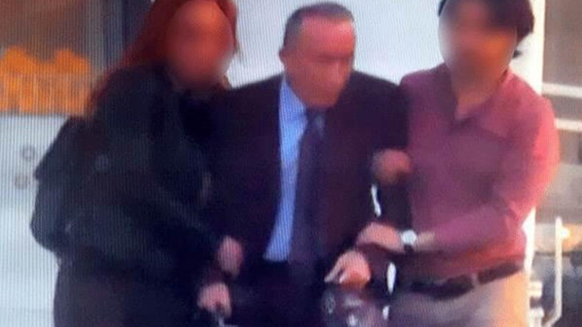 MKE müdürüne suçüstü yapılırken Bakan içeri girdi