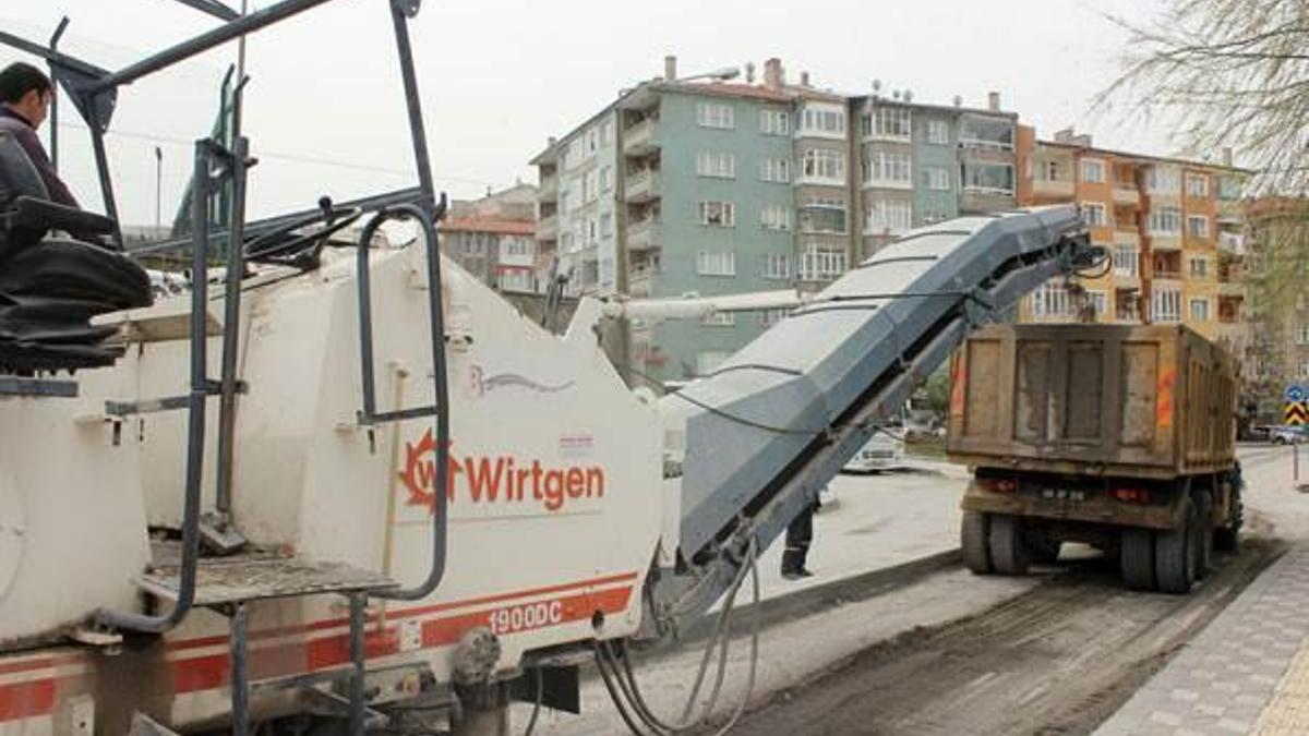 Yozgat Belediyesi 40 kilometre yol asfaltlayacak