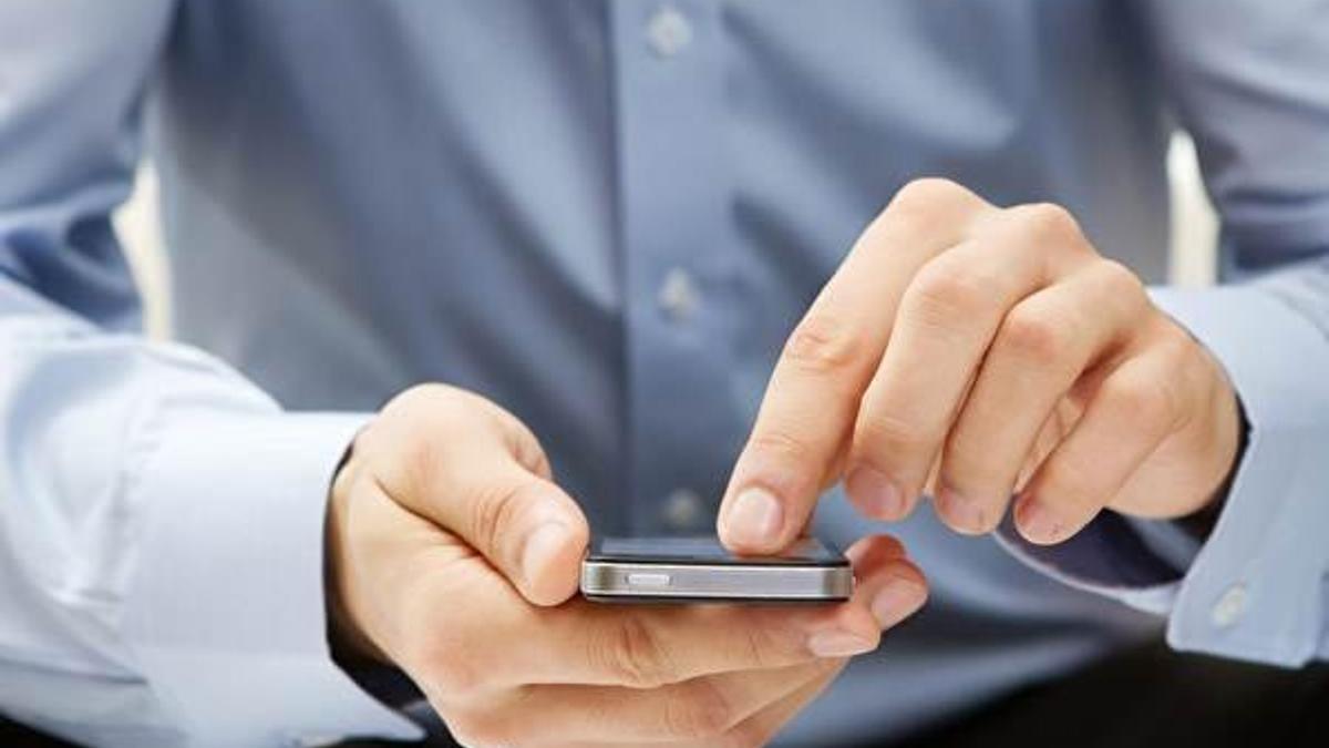 Yargıtay ısrarlı SMS'i taciz saymadı