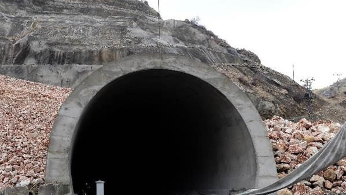 Doğu Anadolu'yu Akdeniz'e bağlayacak tünelde sona yaklaşıldı