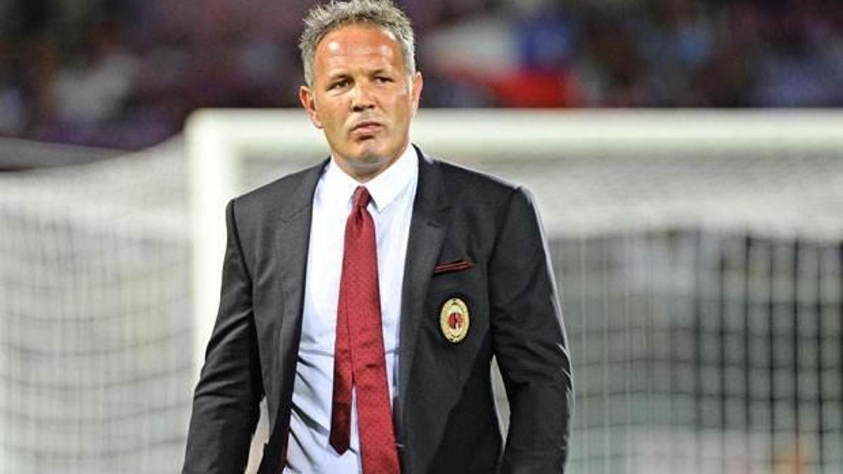 Milan'da Mihajlovic'le yollar ayrıldı