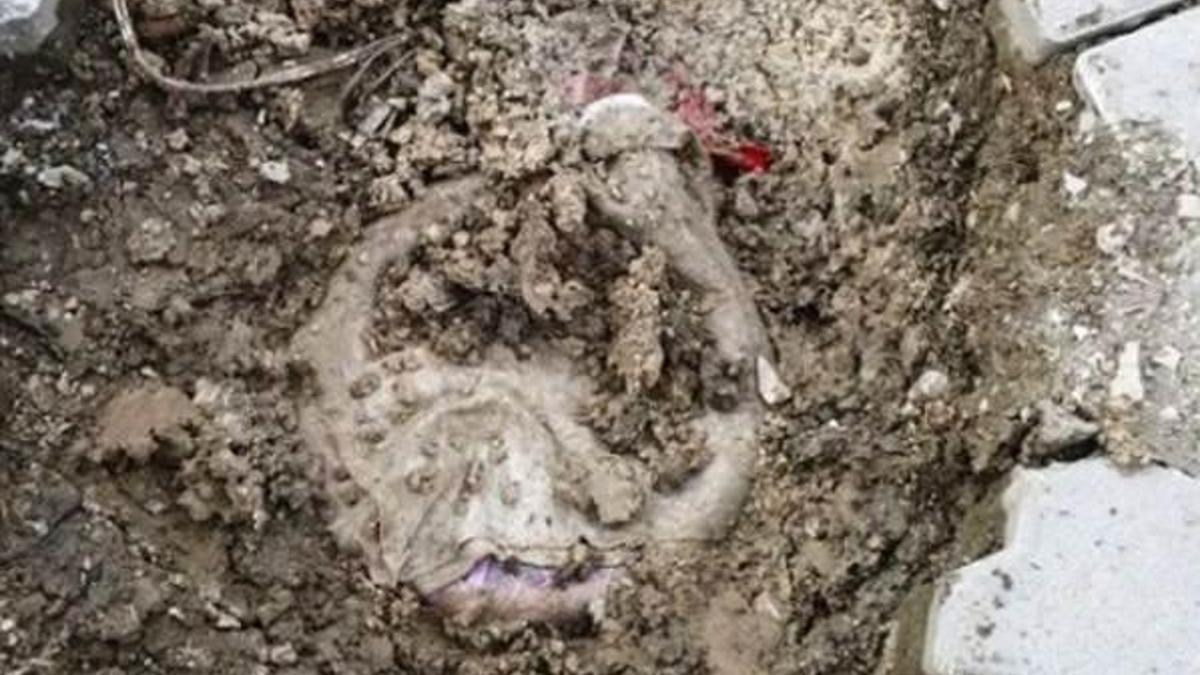 Van'da parke taşları altında patlayıcı malzemesi bulundu