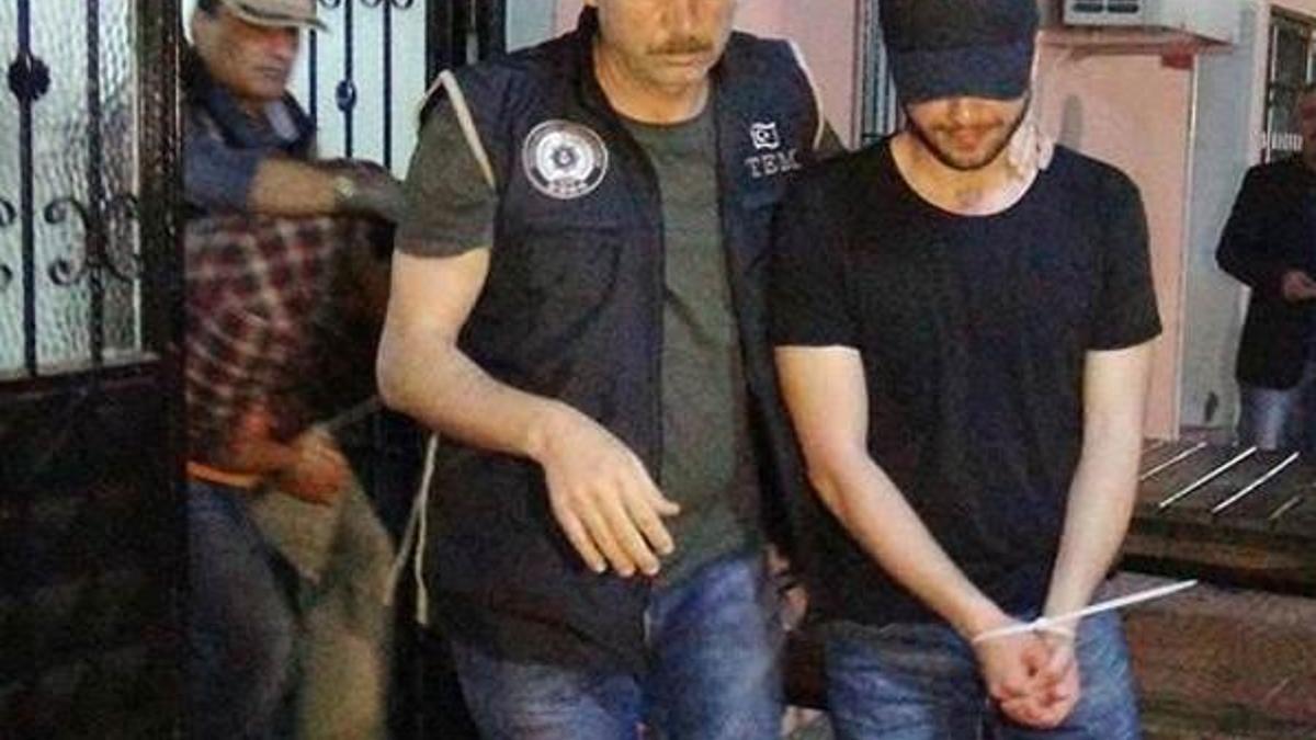 Adana'da ABD askerinin başına çuval geçirmeye çalıştılar