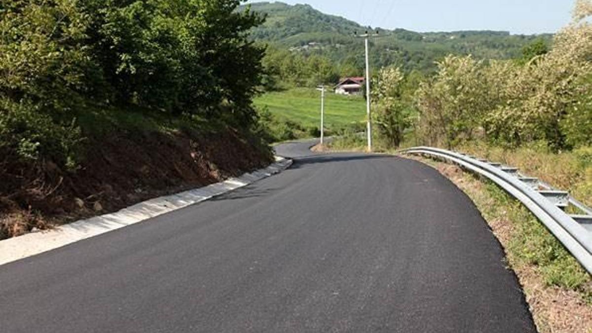 3 mahalleye daha sıcak asfalt,