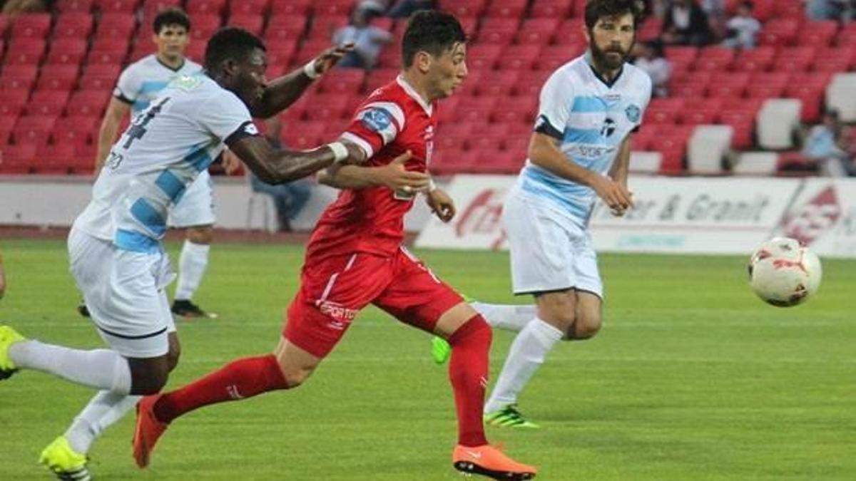 Adana Demirspor, Balkes'i deplasmanda devirdi