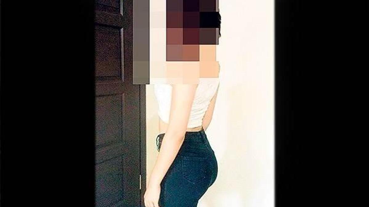 Sevgilisine gönderdiği üstsüz pozu internette yayınlandı!