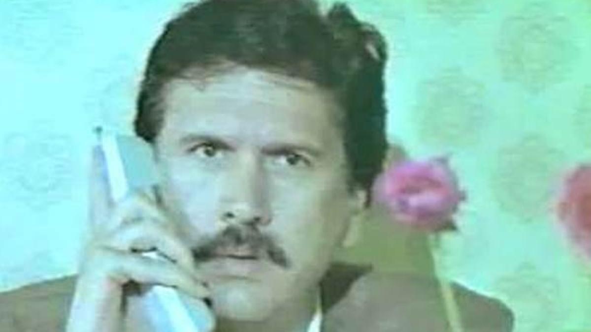 Adnan Mersinli kimdir?