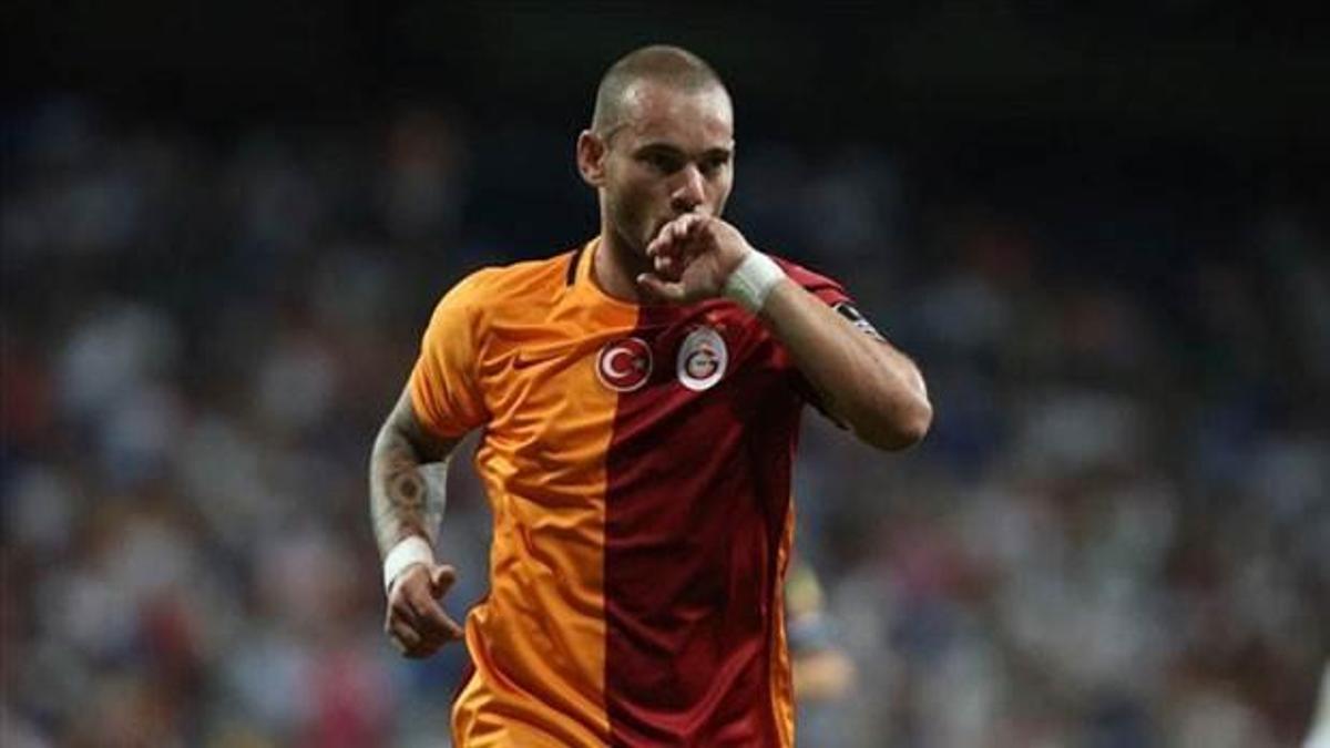 Frank de Boer: 'Sneijder ve Huntelaar ile görüşüyoruz'