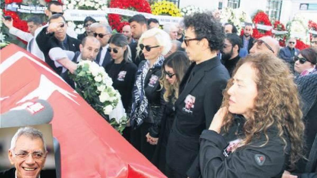 Besteleriyle yaşayacak