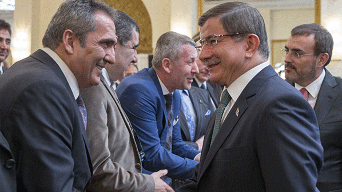 Yavuz Bingöl'den Davutoğlu'da: Muhteşemdi, muhteşemdi, muhteşemdi