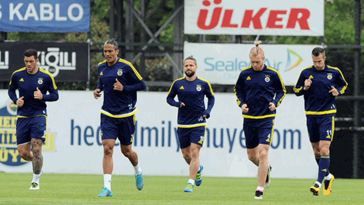 Fenerbahçe'nin Trabzonspor maçı kadrosu belli oldu
