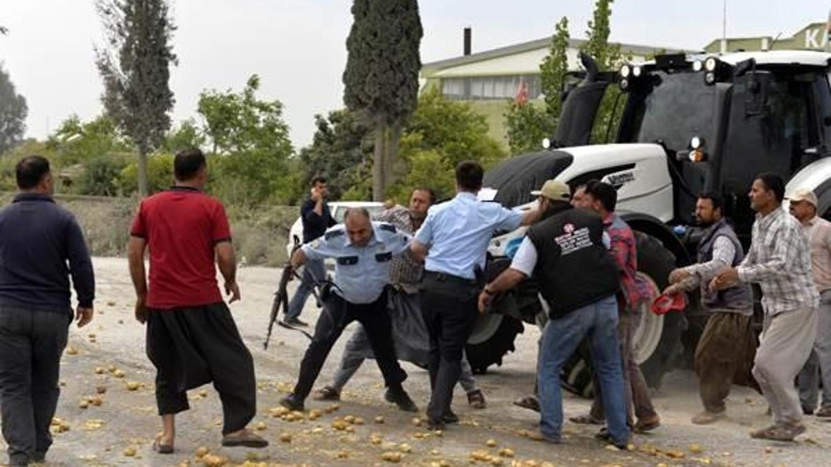 Adana'da çiftçiler eylem yaptı! Ortalık karıştı