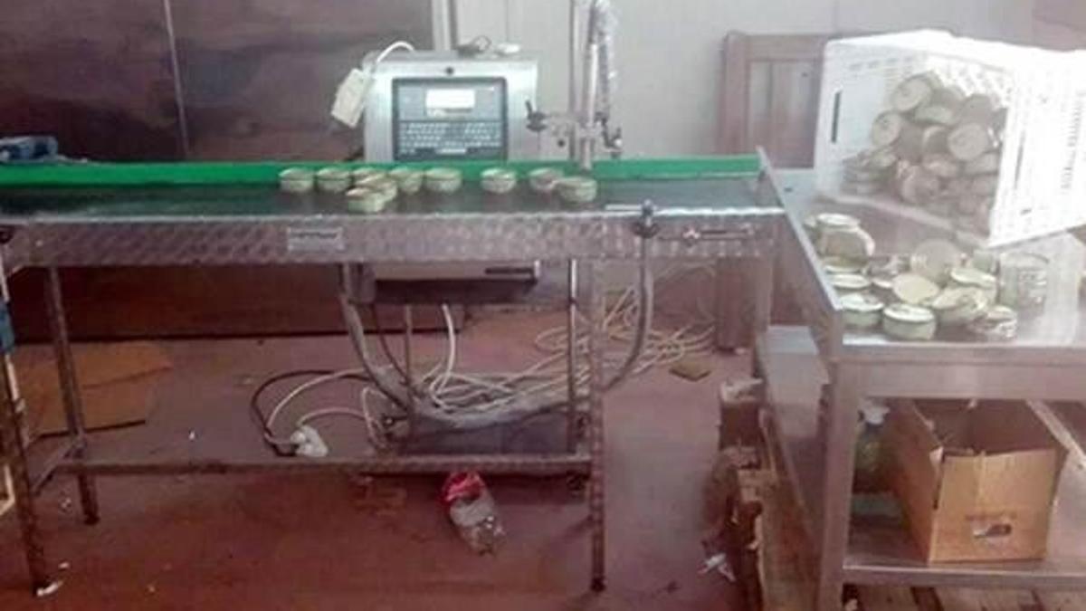 150 bin bayat konserve yakalandı!