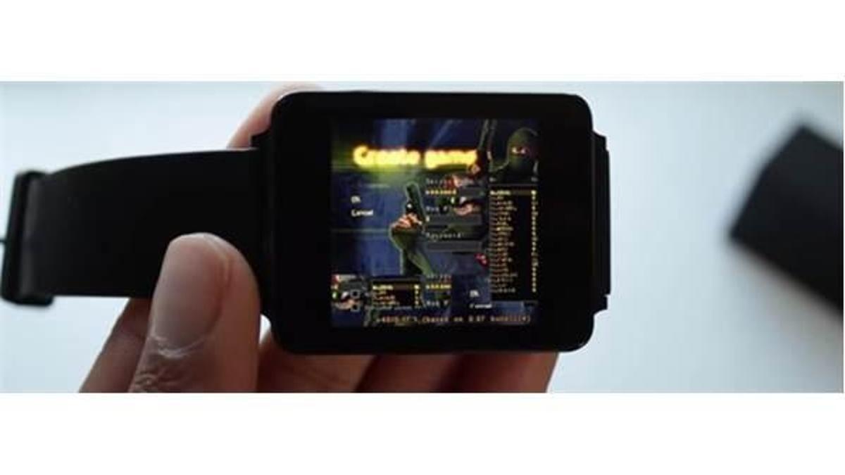 Akıllı saatte Counter-Strike çalıştırdılar!