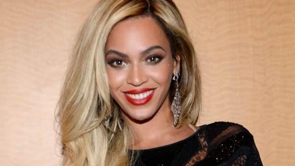 ‘Beyonce CIA için çalışıyor’