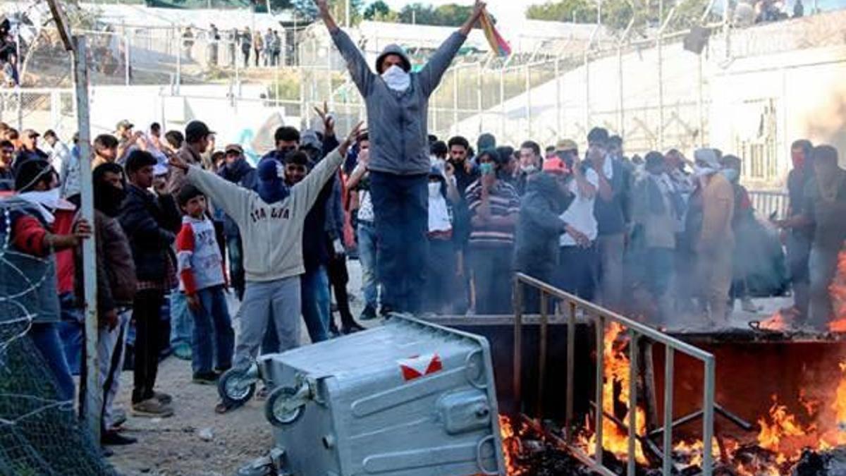 Türkiye'ye gelmek istemeyen göçmen kampında çatışma çıktı