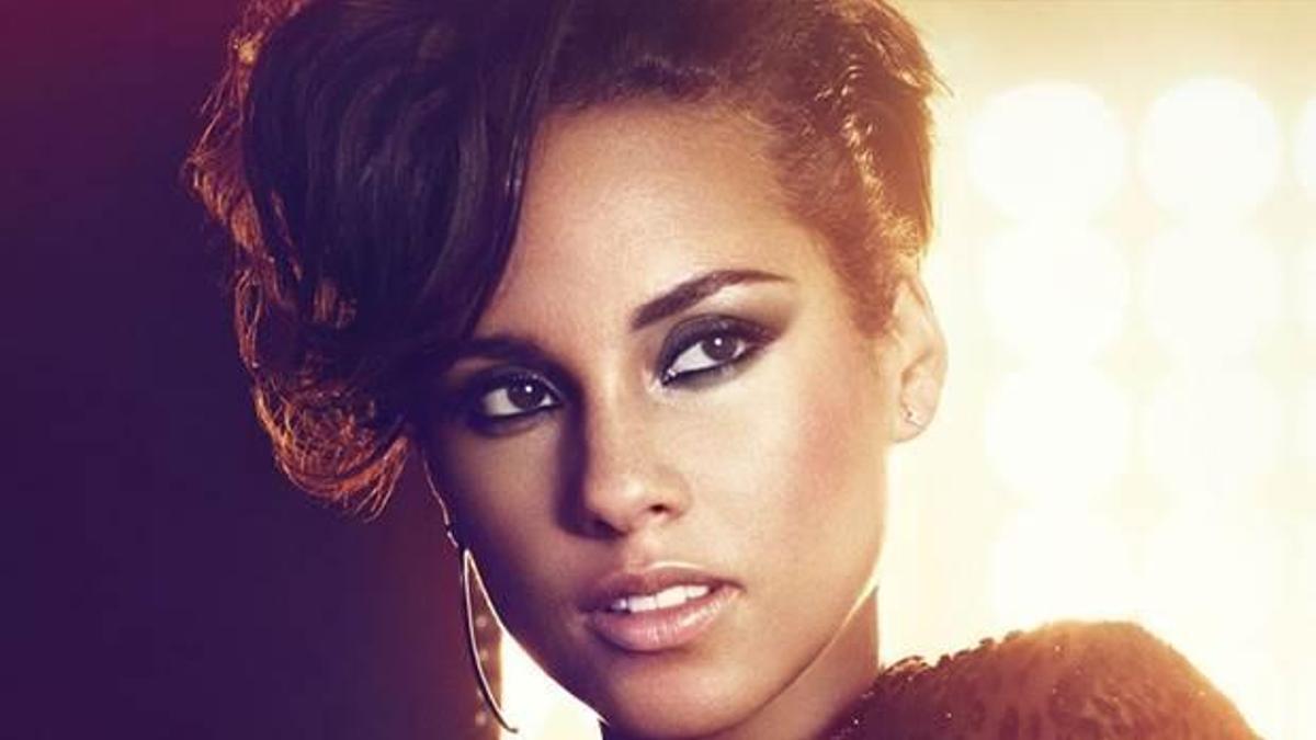 Finalde Alicia Keys çıkacak