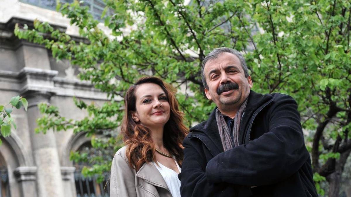 'Sansüre ikna etsinler sinemayı bırakırım'