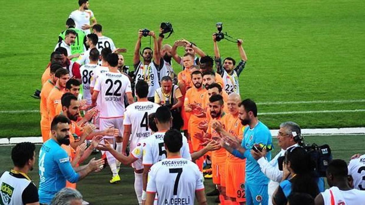 Şampiyon Adanaspor, Alanyaspor’a yenildi