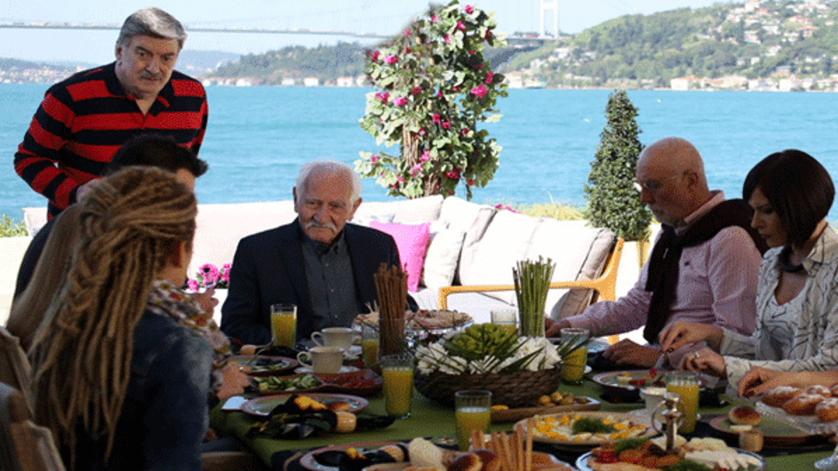 Aşk Yalanı Sever 5.bölüm fragmanında işler karışıyor!