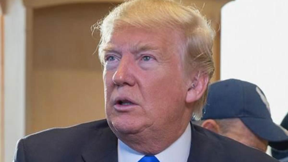 Trump: ABD savaş gemilerine yaklaşan Rus uçaklarını vuralım