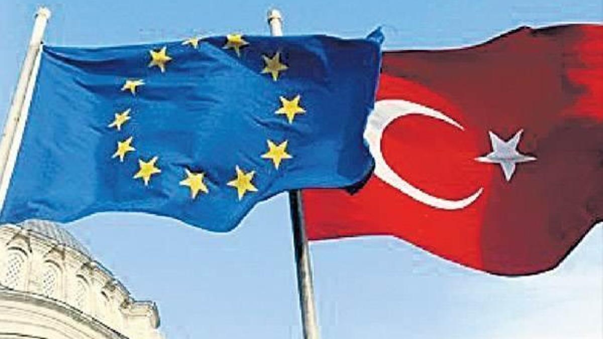 AB Komisyonundan vize serbestisi kararı